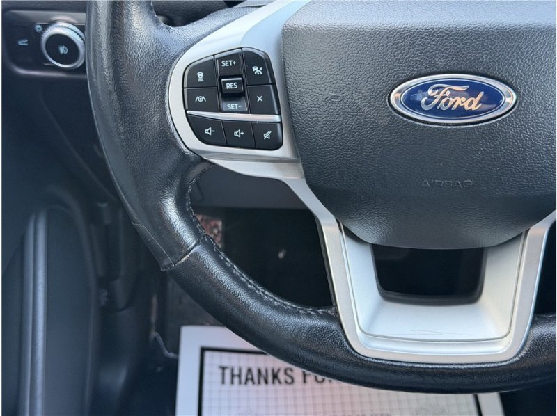 Used 2023 Ford Explorer XLT w/ Equipment Group 202A RWD image 40