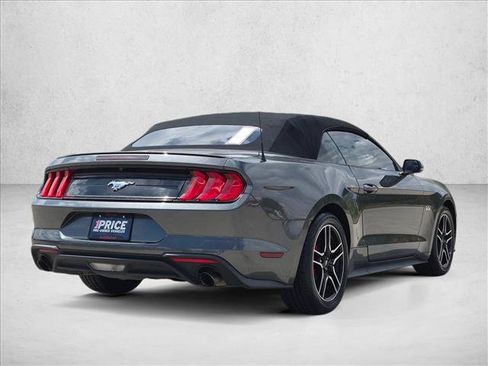 Used 2018 Ford Mustang Premium RWD image 5