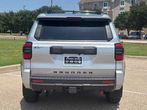 Used 2026 Toyota 4Runner SR5 RWD image 6
