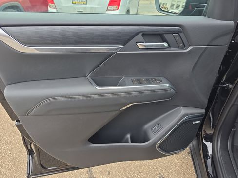 New 2026 GMC Acadia Elevation w/ LPO, Floor Liner Package image 18