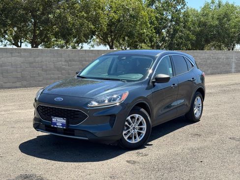 Certified 2022 Ford Escape SE FWD image 10