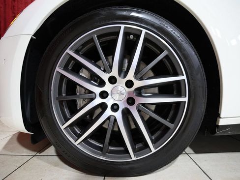 Used 2018 Maserati Ghibli RWD image 7