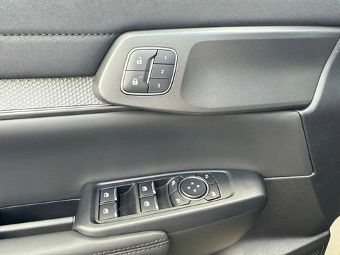 Used 2025 Ford Ranger Raptor AWD/4WD image 9