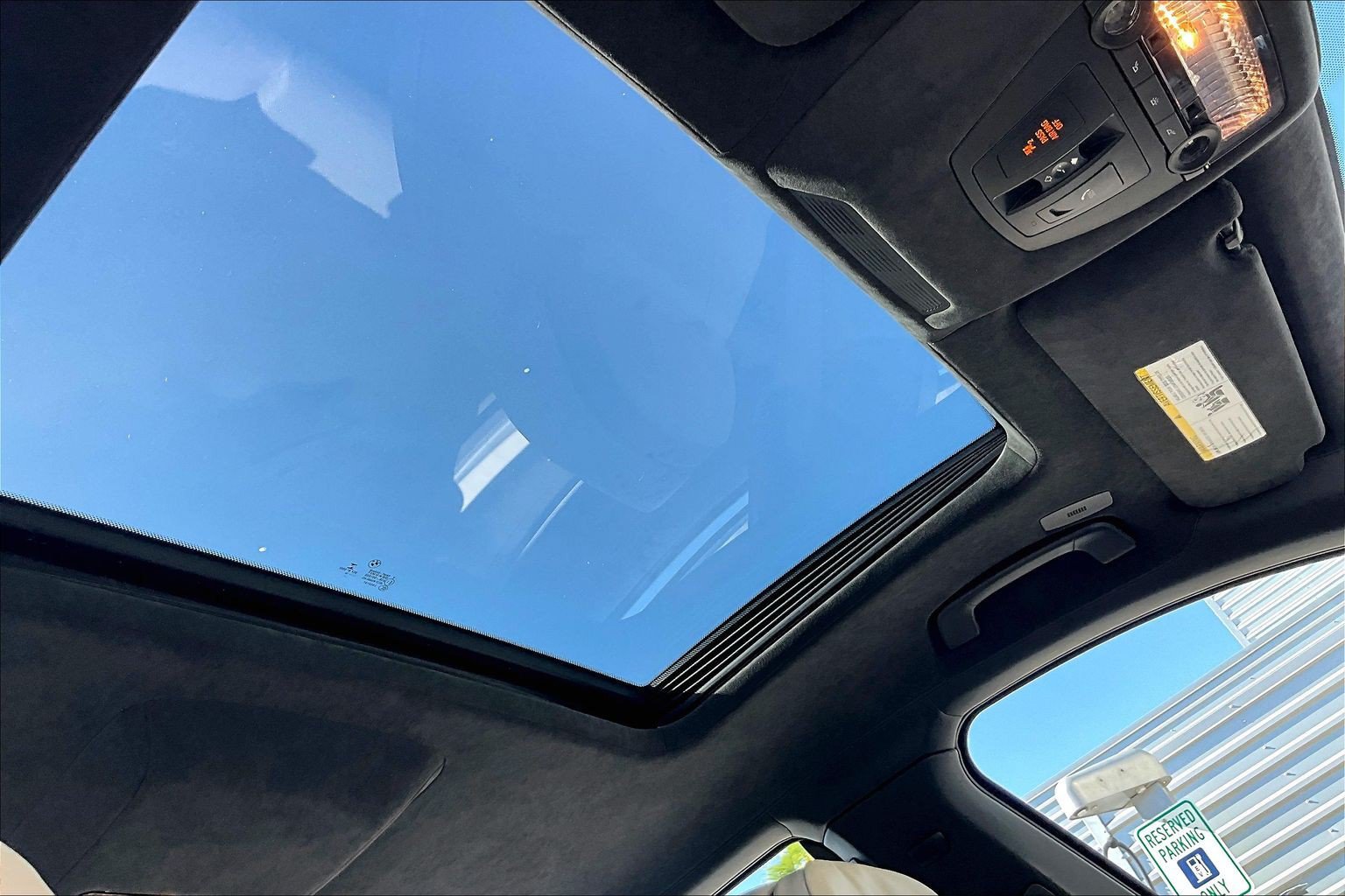 Used 2014 BMW 750i RWD image 22