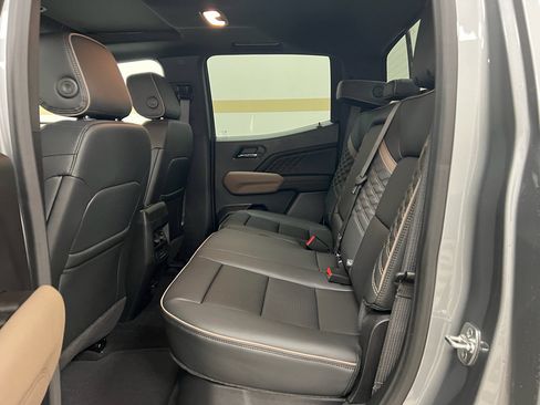 New 2026 GMC Canyon Denali image 12