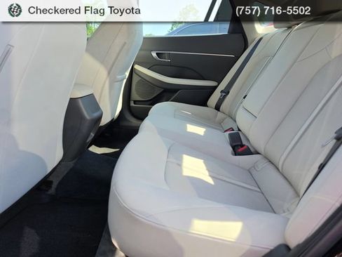 Used 2023 Hyundai Sonata SEL FWD image 21