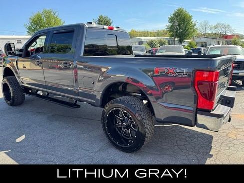 Used 2021 Ford F250 Lariat w/ Lariat Ultimate Package AWD/4WD image 4