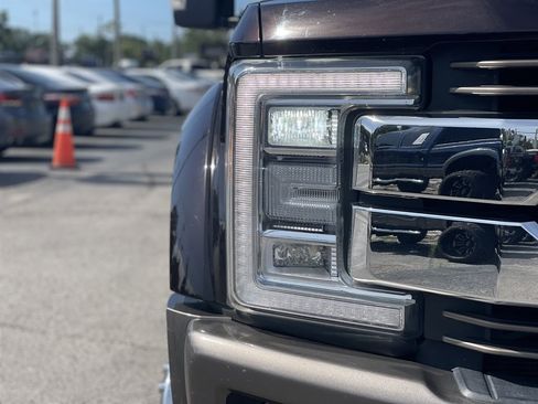 Used 2018 Ford F450 King Ranch w/ King Ranch Ultimate Package AWD/4WD image 38