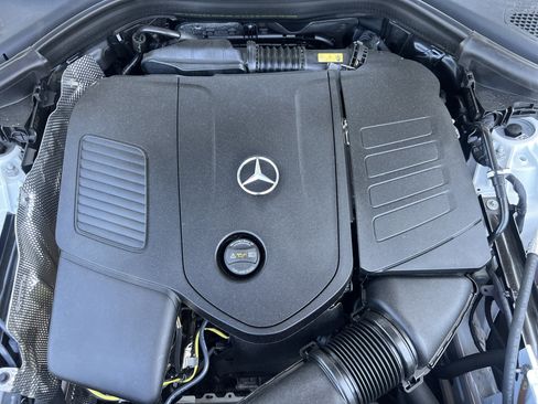 Certified 2025 Mercedes-Benz GLC 300 4MATIC image 36