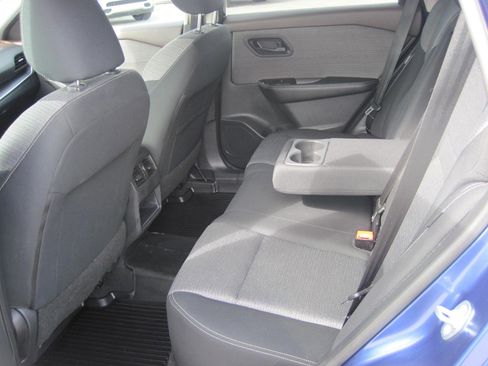 Used 2021 Nissan Rogue S image 7