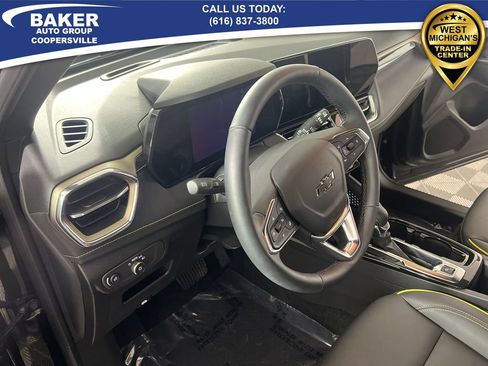 Used 2025 Chevrolet TrailBlazer ACTIV image 11