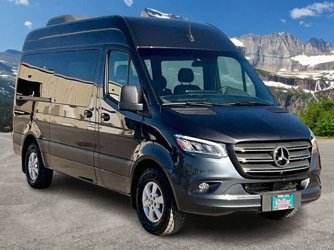 Used 2023 Mercedes-Benz Sprinter 2500 image 12