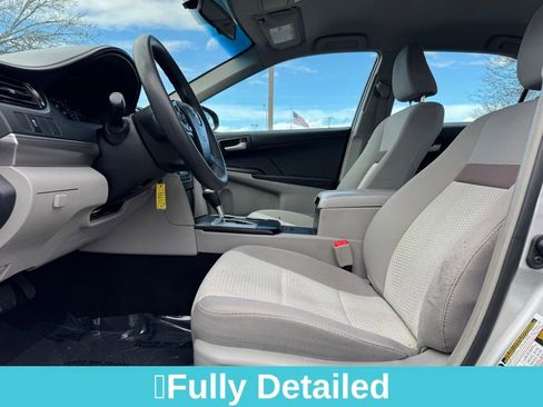 Used 2012 Toyota Camry LE image 15