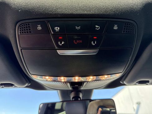 Used 2018 Mercedes-Benz E 300 E 300 image 45