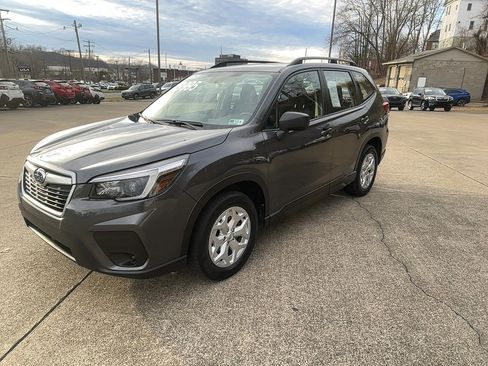Used 2021 Subaru Forester image 8