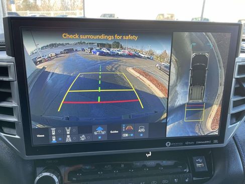 Used 2023 Toyota Tundra Platinum image 39
