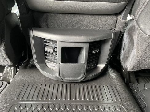 Used 2022 RAM 2500 Tradesman w/ Chrome Appearance Group image 37