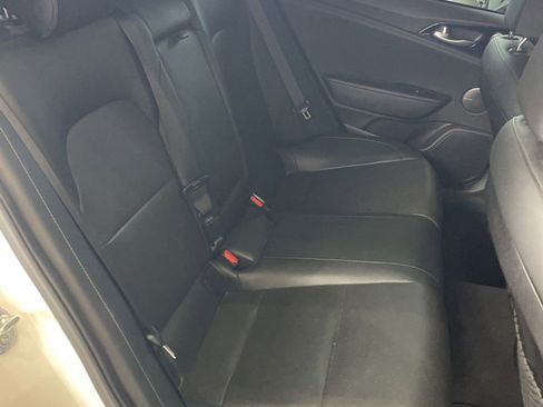 Used 2018 Kia Stinger Premium image 14