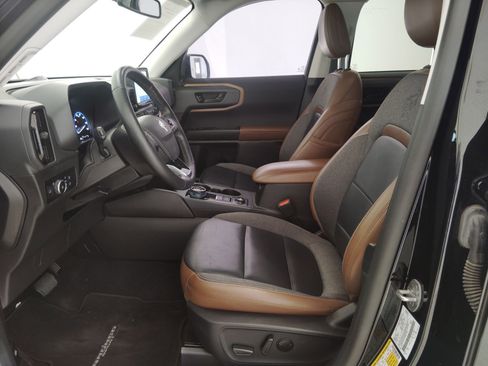 Certified 2023 Ford Bronco Sport Outer Banks w/ Tech Package image 4