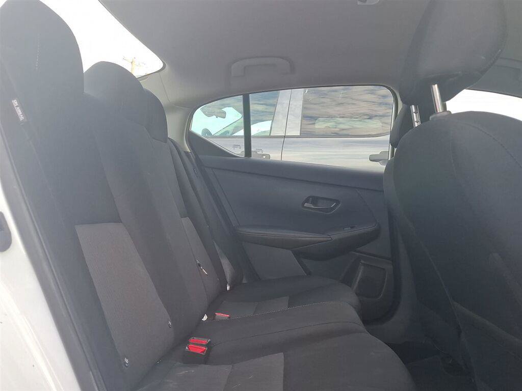Used 2025 Nissan Sentra SV FWD image 13