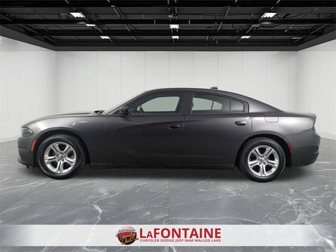 Certified 2023 Dodge Charger SXT image 2