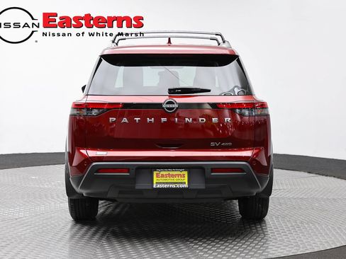Used 2023 Nissan Pathfinder SV AWD/4WD image 5