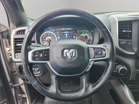 Used 2019 RAM 1500 Big Horn image 12