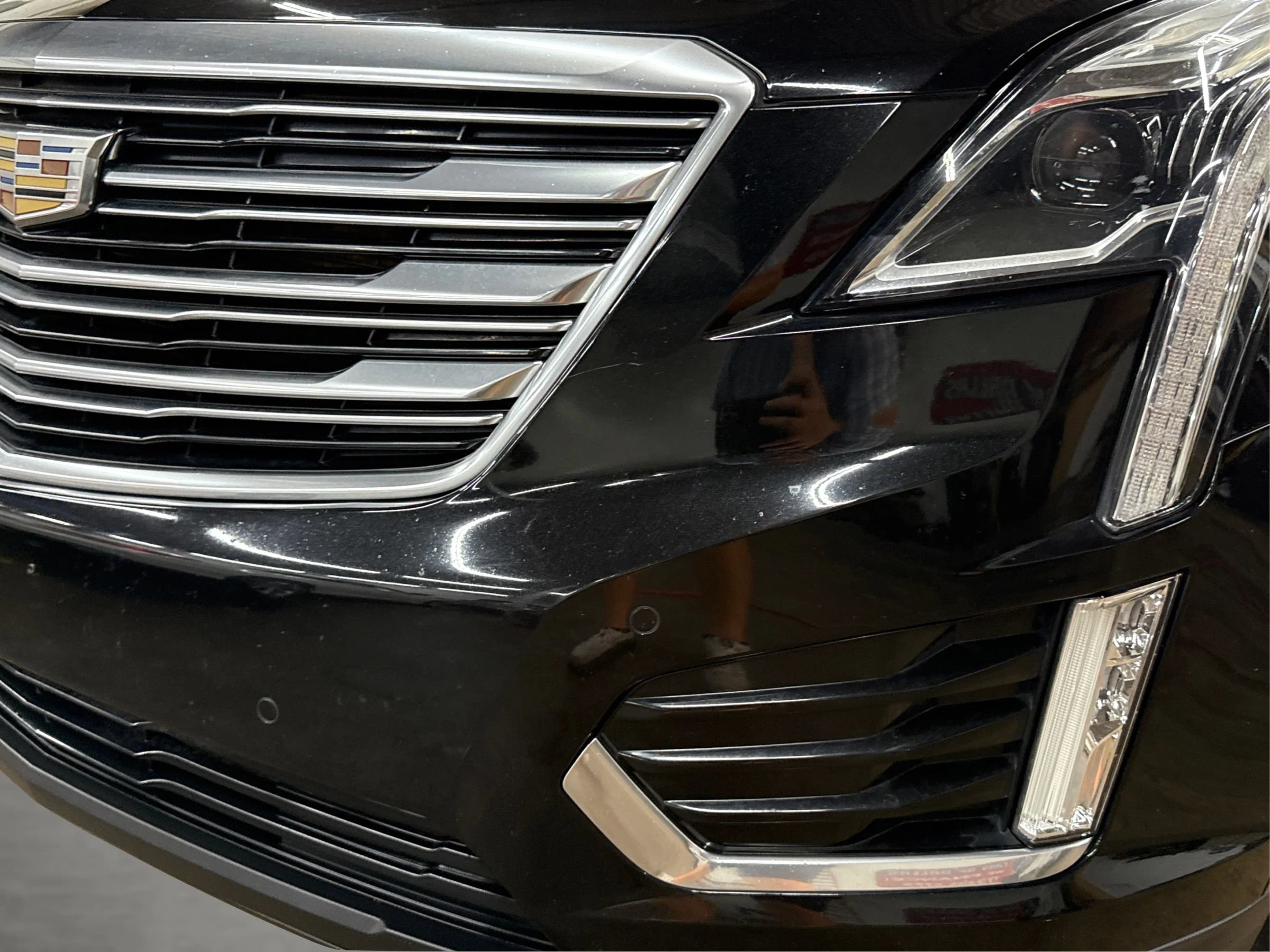 Used 2019 Cadillac XT5 Premium Luxury FWD image 43