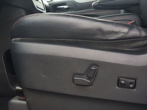 Used 2014 Dodge Grand Caravan R/T w/ Driver Convenience Group image 8