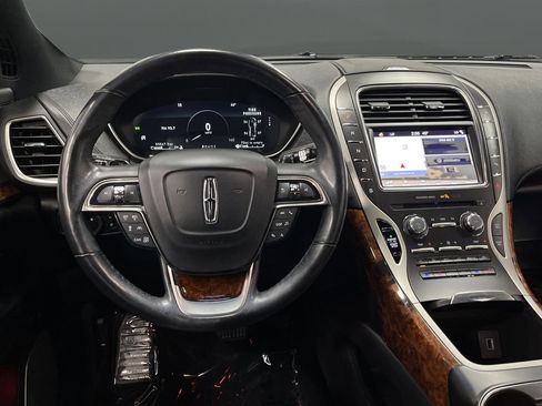 Used 2019 Lincoln Nautilus Reserve w/ Ultimate Package image 5