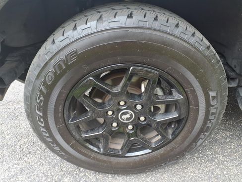 Used 2024 Ford Bronco Outer Banks AWD/4WD image 13