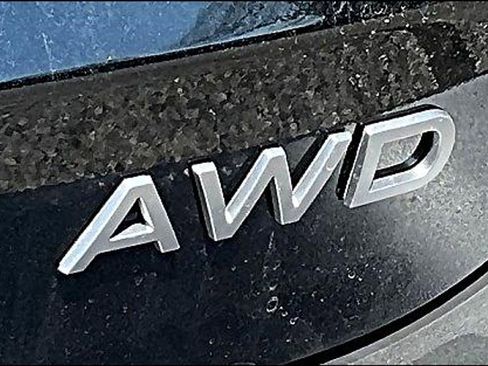 New 2026 Nissan Kicks SV AWD/4WD image 14