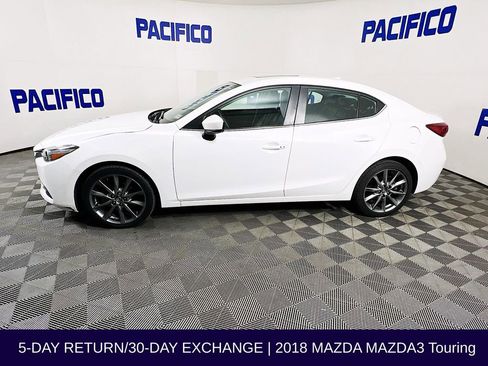 Used 2018 MAZDA MAZDA3 Touring image 5