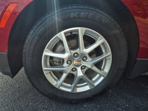Used 2024 Chevrolet Equinox LT FWD image 10