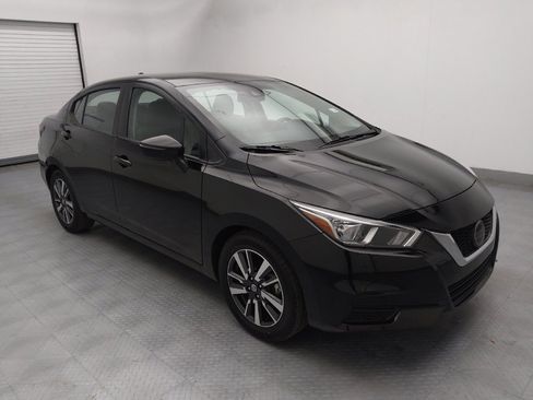 Used 2021 Nissan Versa SV FWD image 11