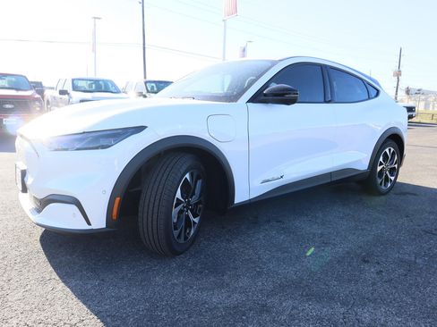 New 2024 Ford Mustang Mach-E Select w/ Comfort Package Lite image 9