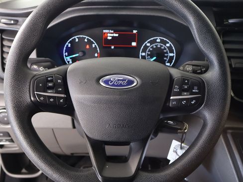 Used 2024 Ford Transit 350 XLT image 3