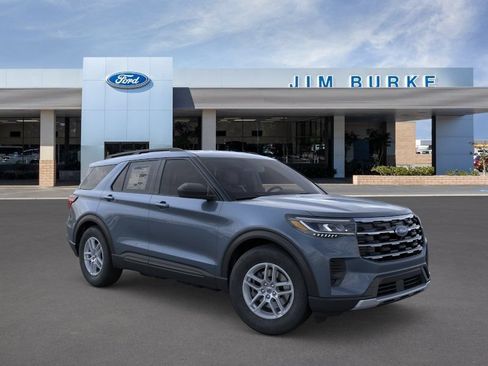 New 2026 Ford Explorer Active RWD image 7