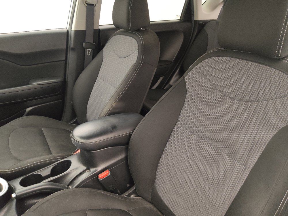 Used 2017 Kia Soul + FWD image 17