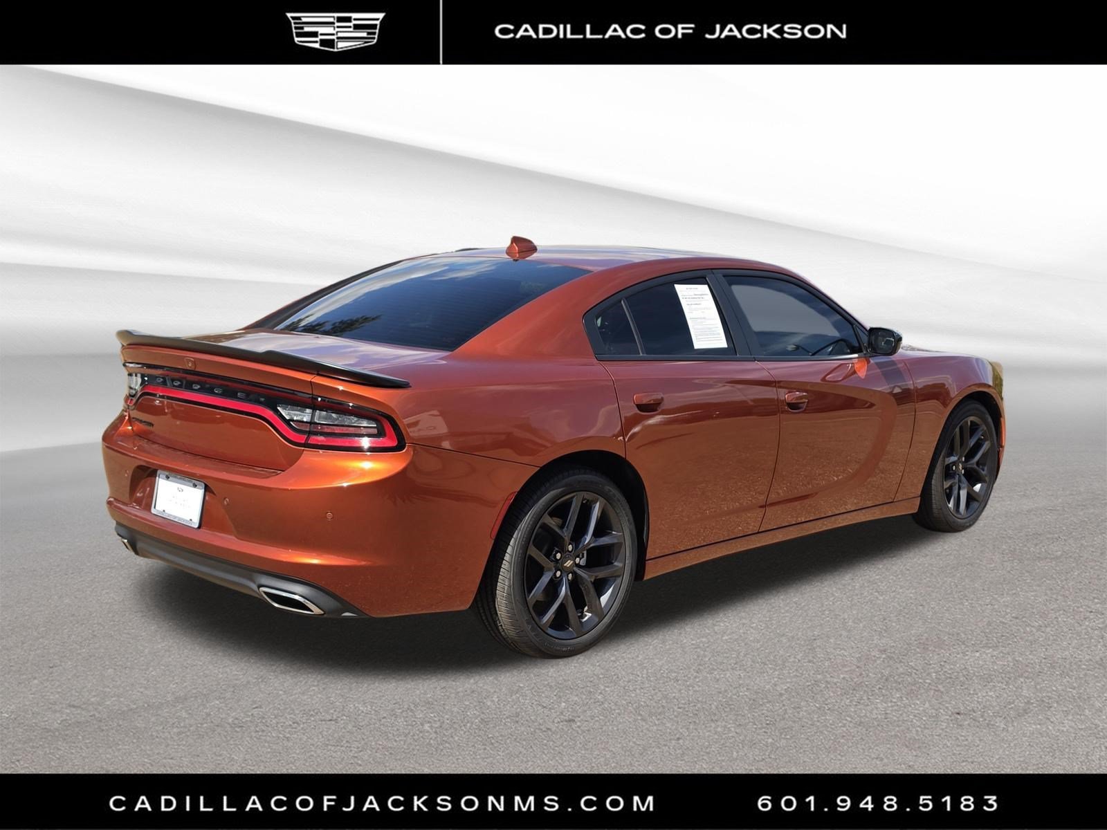 Used 2022 Dodge Charger SXT w/ Plus Group RWD image 5