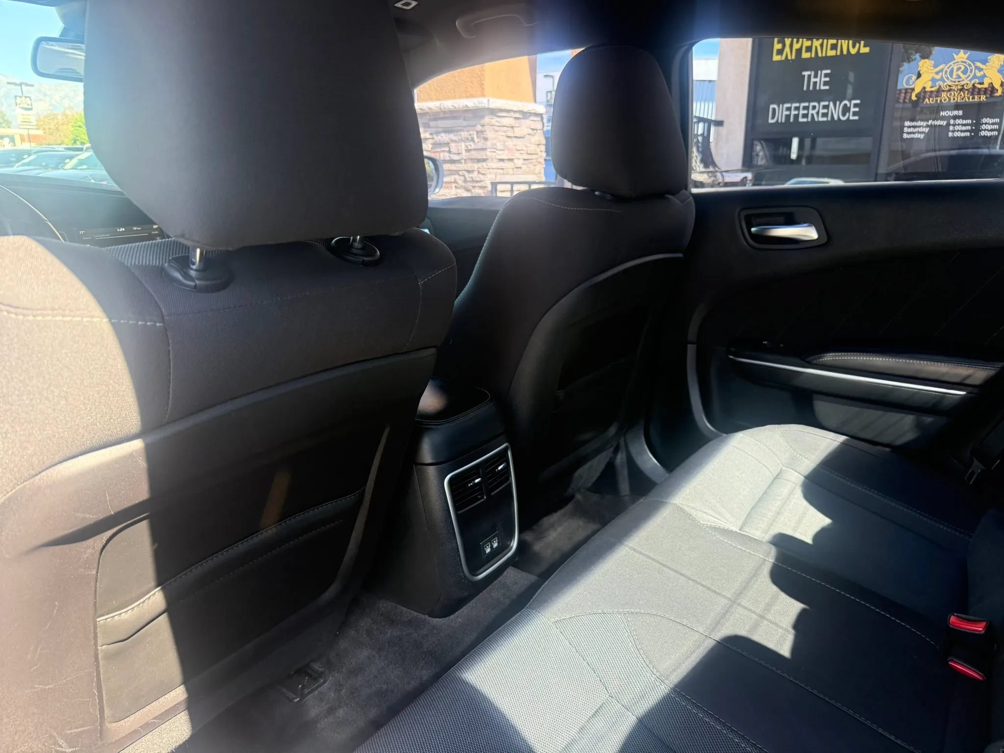Used 2018 Dodge Charger R/T RWD image 12