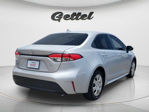 Used 2023 Toyota Corolla LE FWD image 5