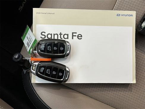 Used 2020 Hyundai Santa Fe Limited image 31