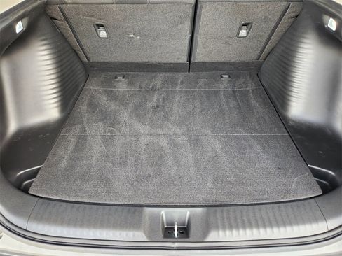 Certified 2023 Honda HR-V LX image 30