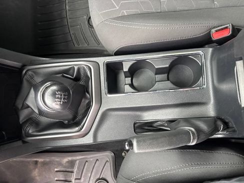 Used 2018 Toyota Tacoma TRD Sport AWD/4WD image 20