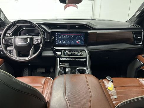 Certified 2024 GMC Sierra 1500 Denali Ultimate AWD/4WD image 4