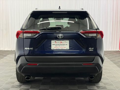 Used 2019 Toyota RAV4 XLE w/ Convenience Package AWD/4WD image 7