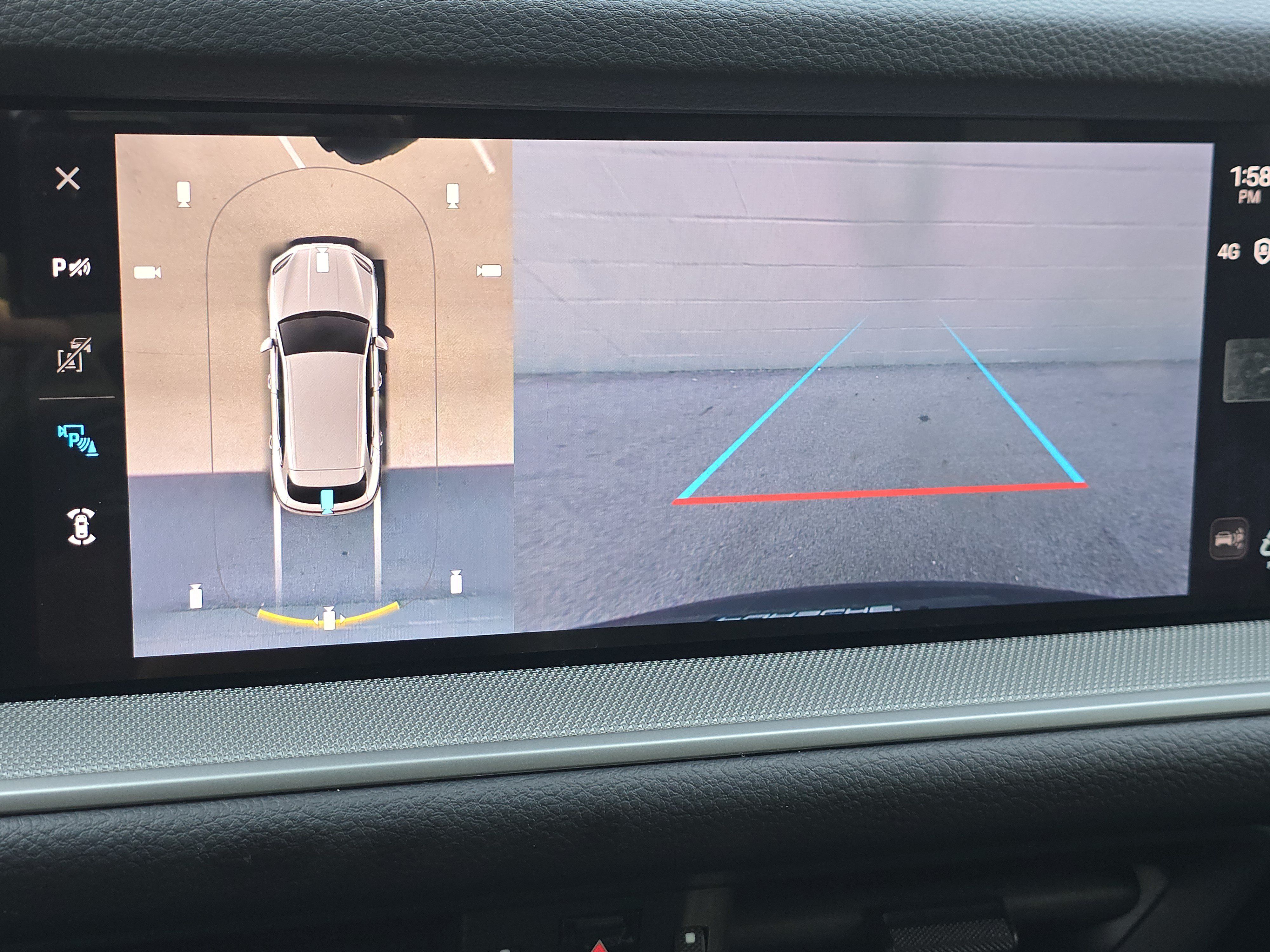 Certified 2025 Porsche Cayenne AWD/4WD image 13