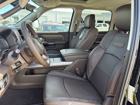 New 2026 RAM 2500 Limited AWD/4WD image 30