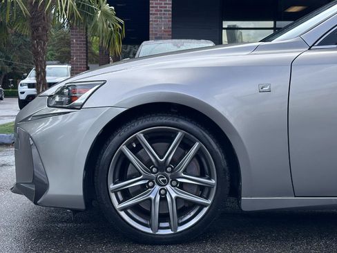 Used 2017 Lexus IS 200t F Sport w/ F Sport Package RWD image 21